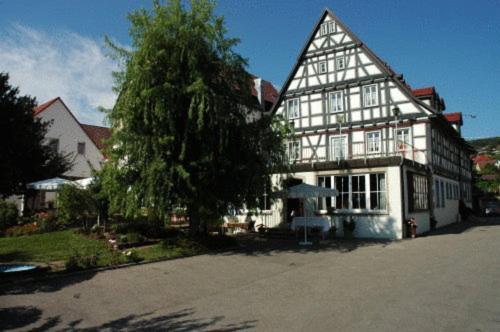 Landgasthof Hirsch Remshalden Buitenkant foto